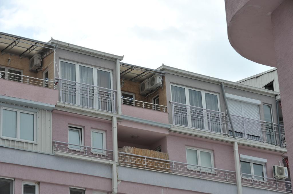 Apartments 4 Seasons Ohrid Exteriör bild